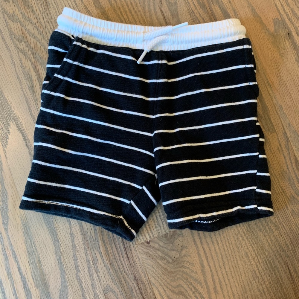 2T shorts